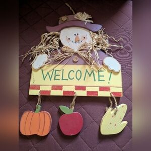 Welcome Scarecrow Hanging Sign - Multicolor